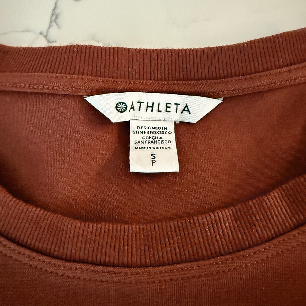 Athleta Women’s Burnt Orange Ribbed-Neck Tee